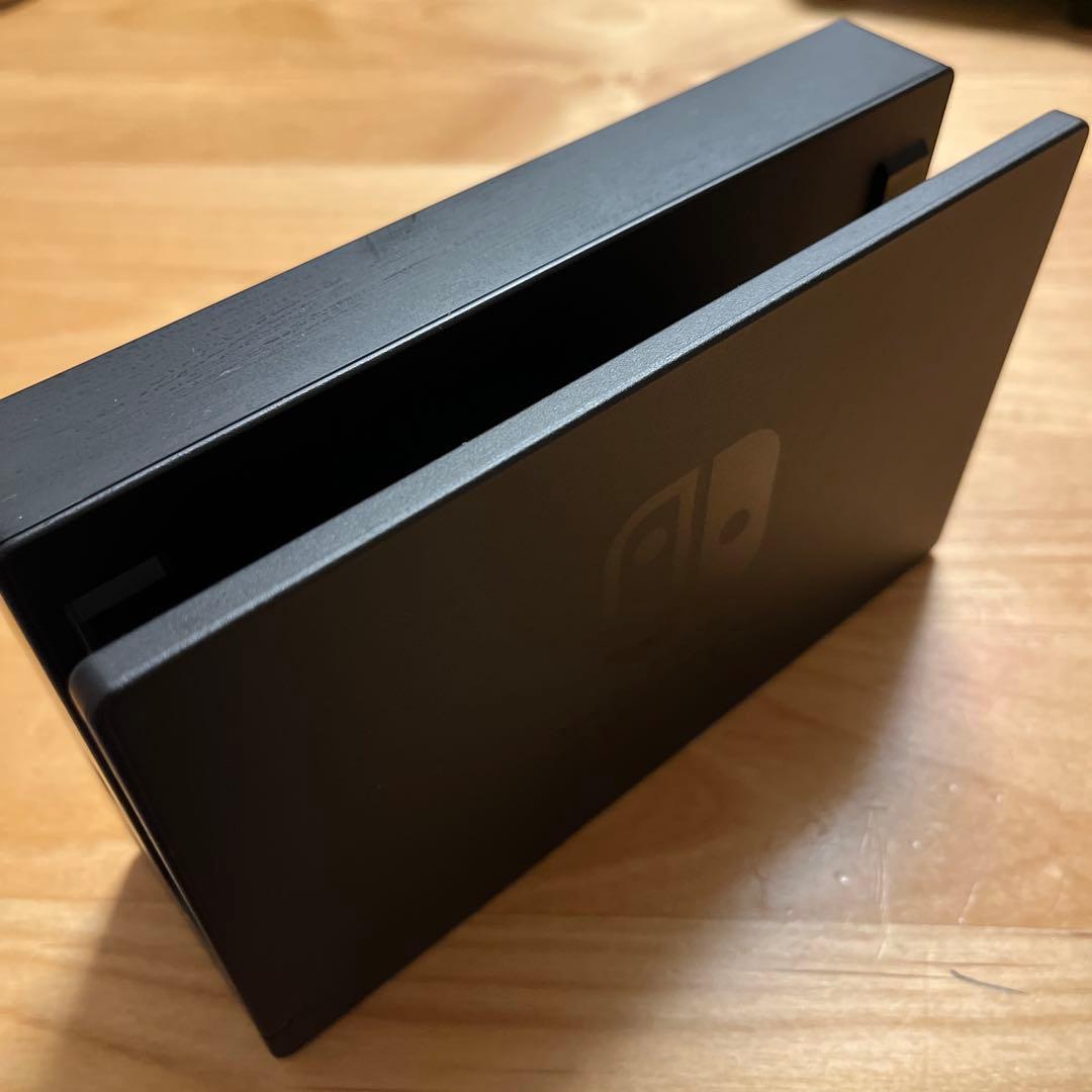 Nintendo Switch 本体 通常版 動作確認済み初期化済み 付属品完備