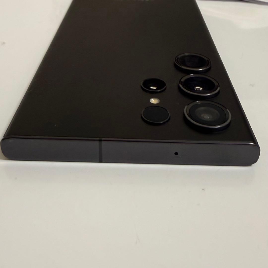 Samsung Galaxy S23 Ultra ブラック