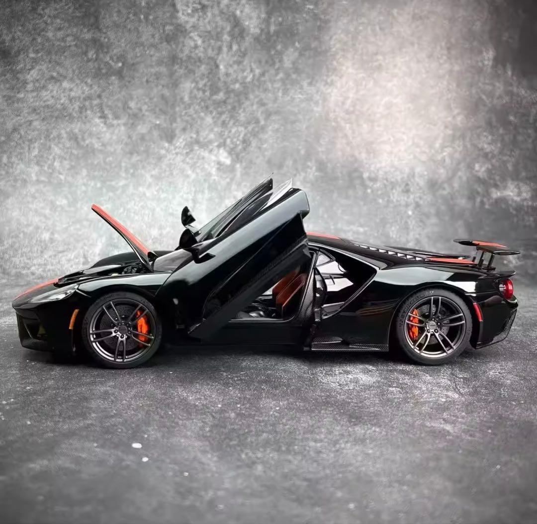 AUTOart Ford GT 1/18 ブラック/オレンジダイキャスト￼