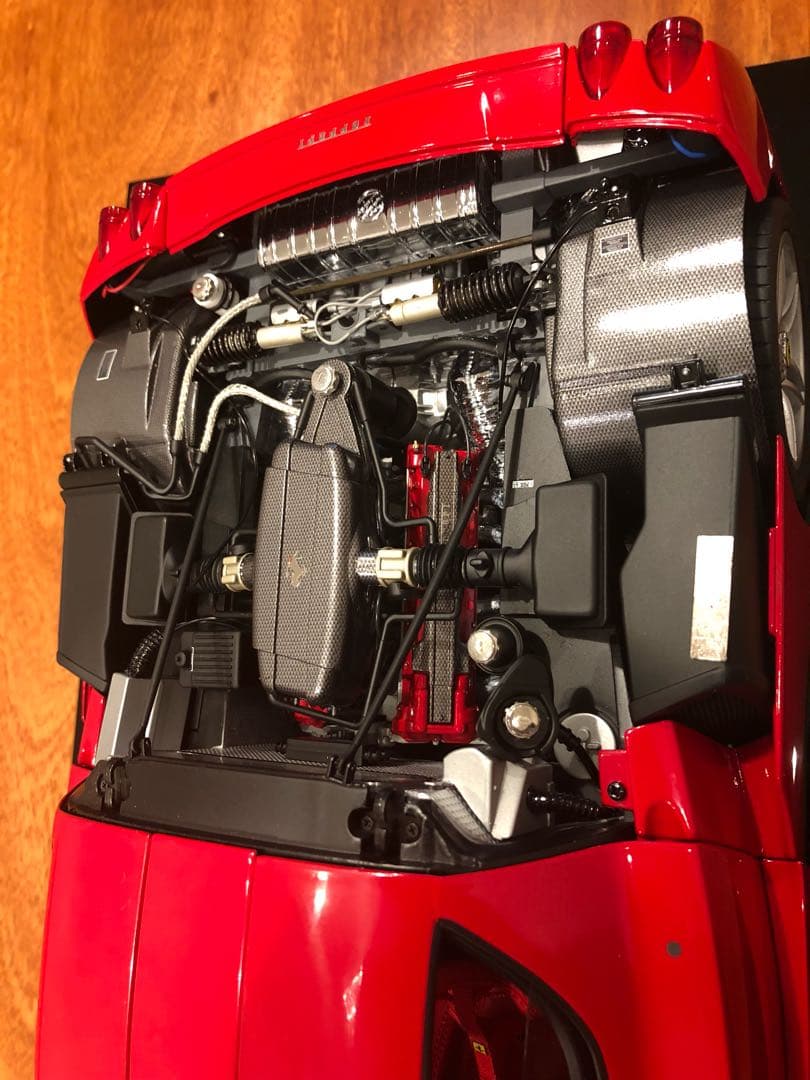 【大幅お値引き‼︎】フェラーリ Enzo Ferrari 1/10スケール