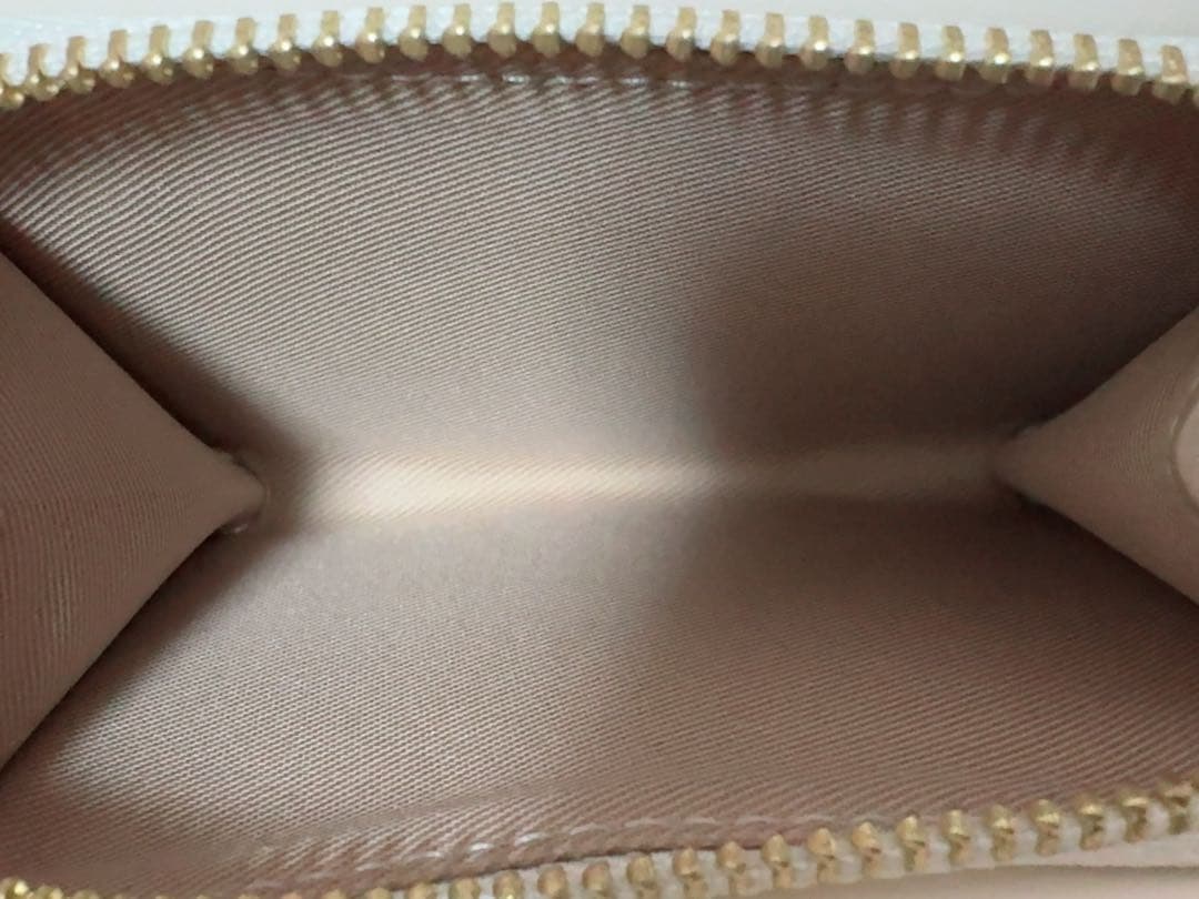 【新品】コーチ 2つ折り財布