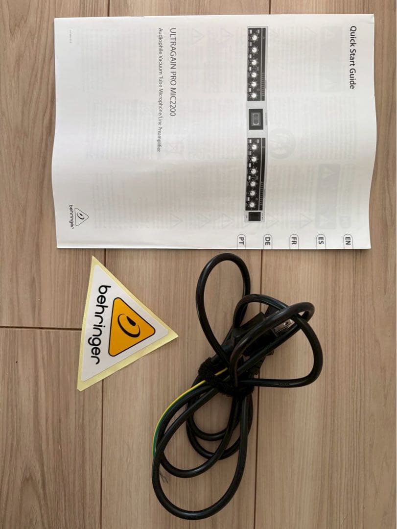 【美品】ベリンガー ULTRAGAIN PRO MIC2200 マイクプリアンプ