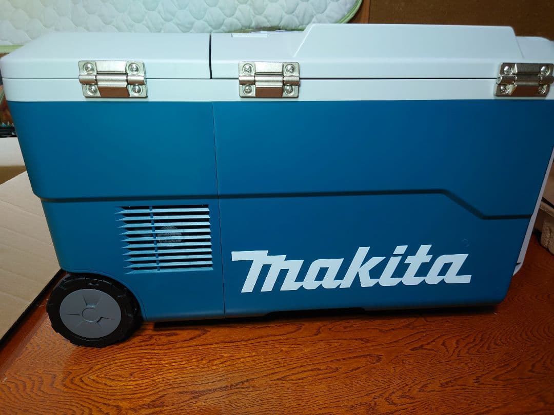 Makita CW001GZ 冷温庫 青