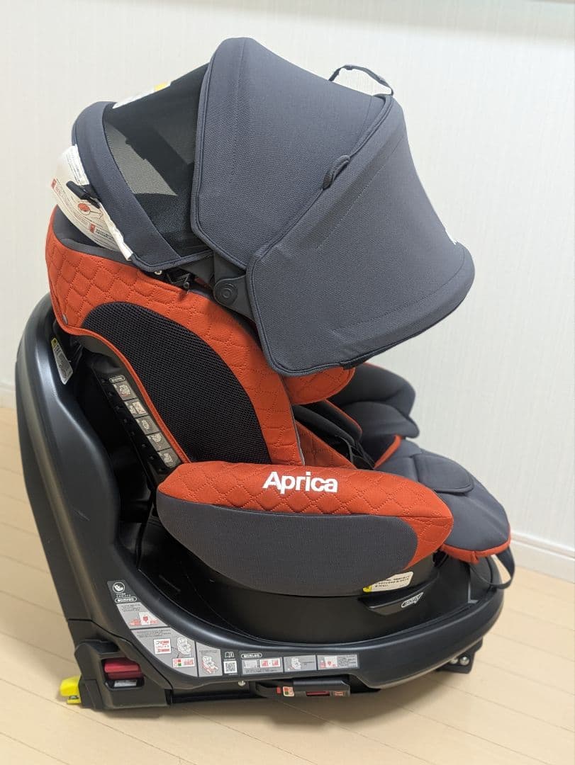 Aprica 車用チャイルドシート フラディア グロウ ISOFIX