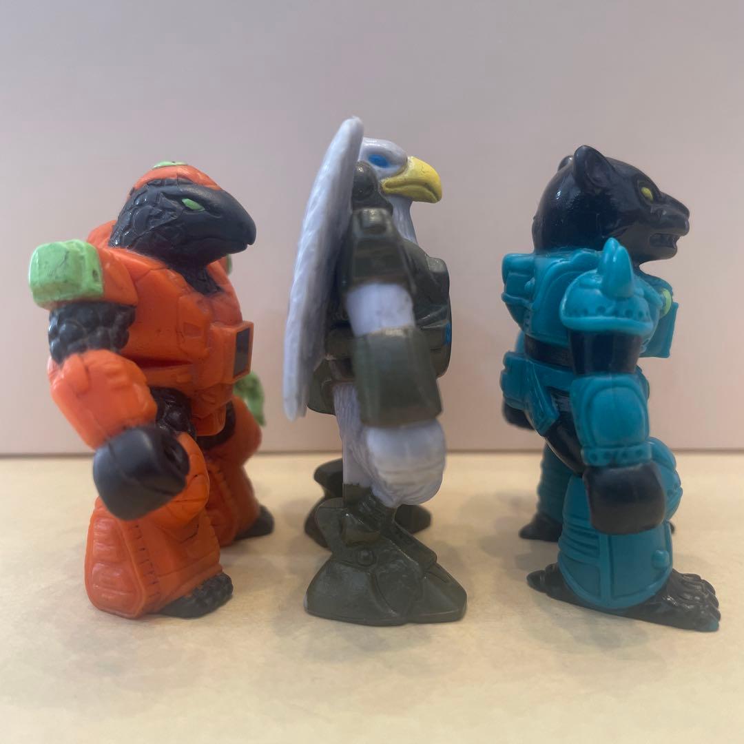 ビーストフォーマー　レーザー　ブラックタートル　ブルーイーグル　ブラックジャガー