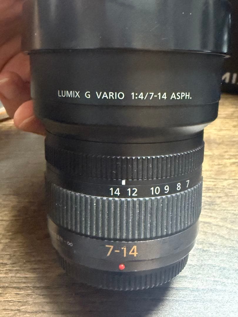 Y*S様 Panasonic DMC-GH4 ミラーレス一眼　おまけ付き