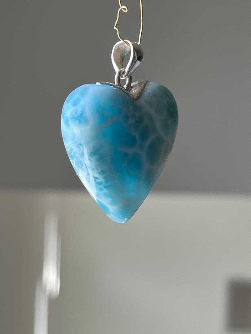 天然石☆高品質！ラリマーハート型ペンダントトップ☆ラリマーらしい模様が美しい！