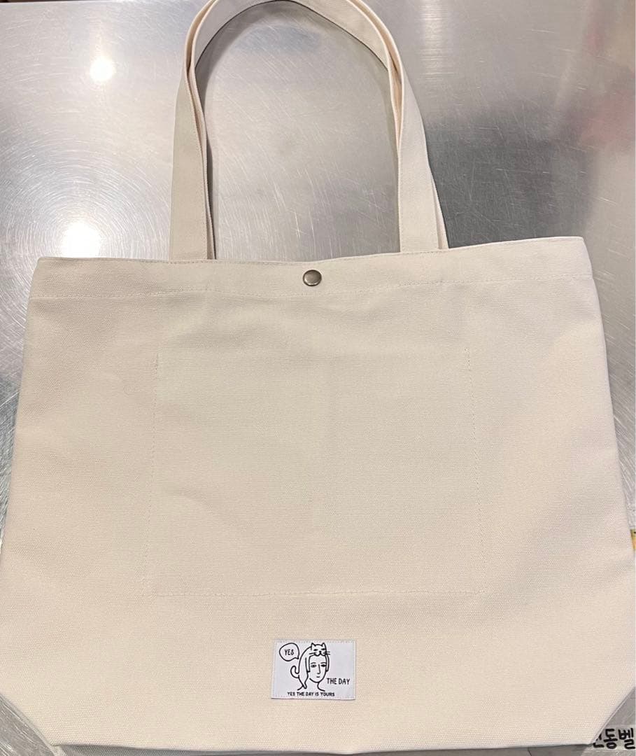 マウスラビット　カバン　バッグ　白　イェソン　YESTHEDAY 韓国　新作