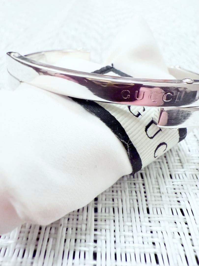 グッチ　バングル　ブレスレット　G ロゴ シルバー 925 バングル