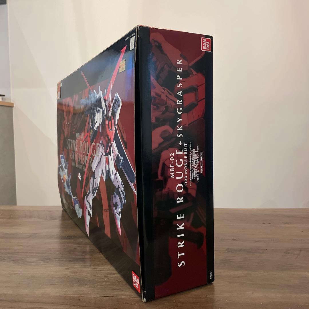 バンダイ PG 1／60 MBF-02 ストライクルージュ＋スカイグラスパー