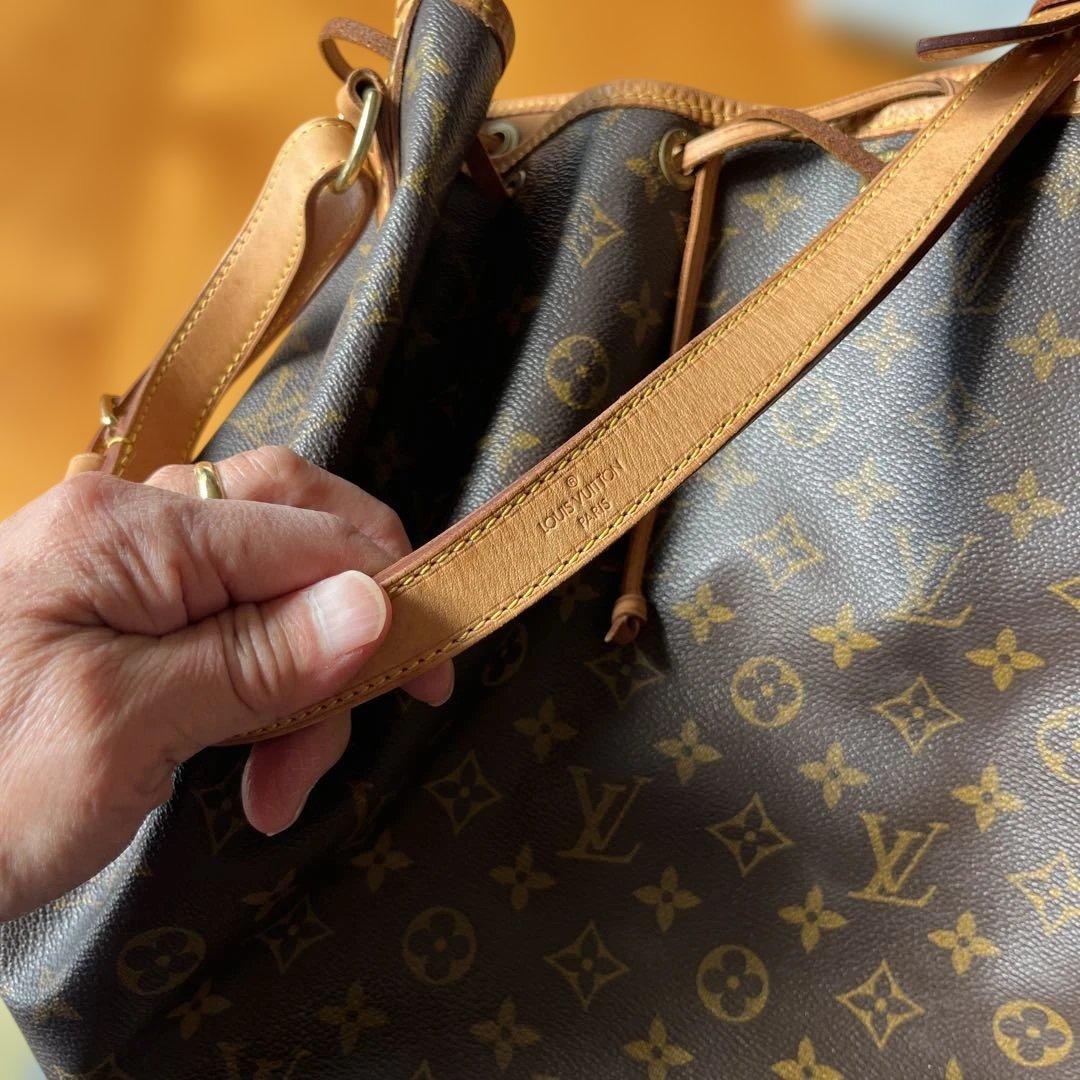 Louis Vuitton モノグラム ショルダーバッグ ノエ M42224