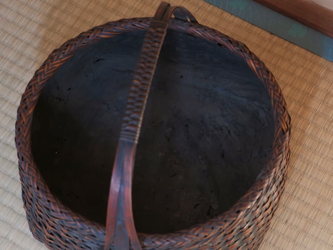 竹編み籠　手付炭籠　竹細工　茶道具　竹工芸　古道具　Q2194