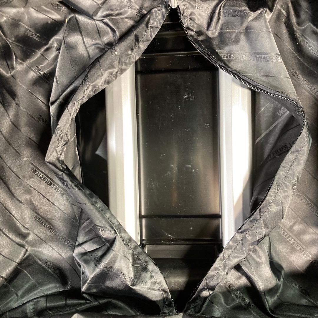 《ゼロハリバートン》キャリーケース ブラック 2輪 鍵なし