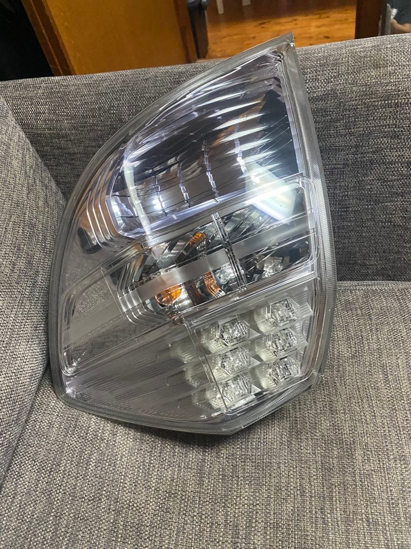 フィットハイブリッド GP1 テールランプ 左右セット