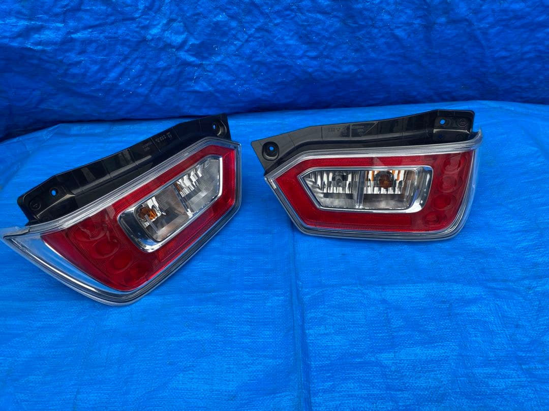 5AA-MH95S ワガンRテールライト 35603-63R01 クリア/レッド