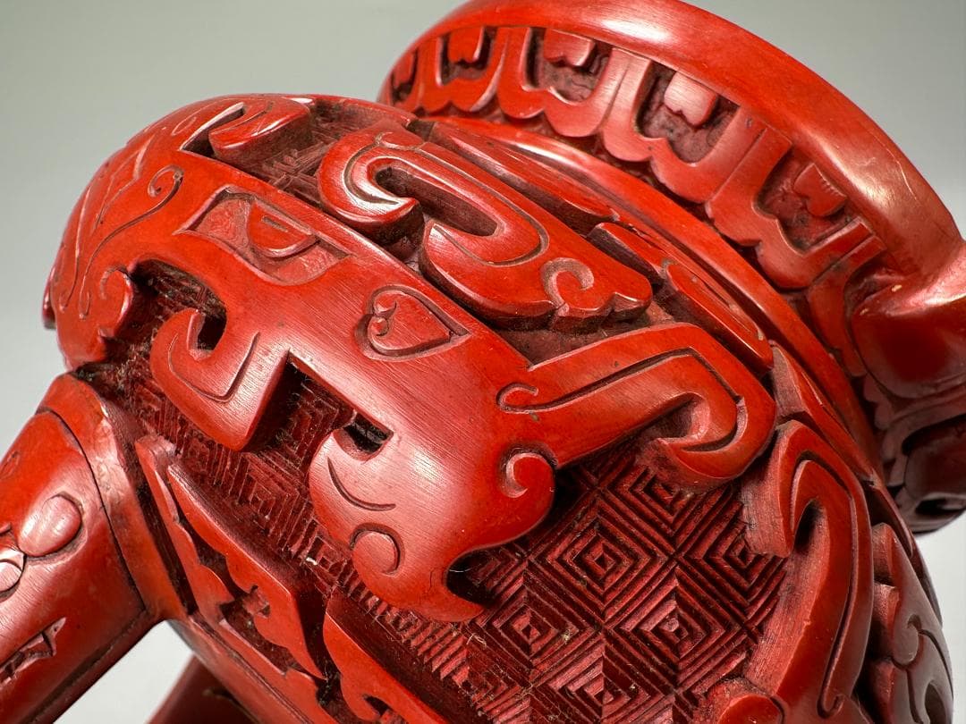 中国漆器　堆朱香炉