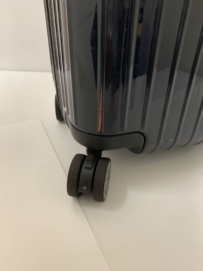 RIMOWA リモワ 37Lサルサ 4輪