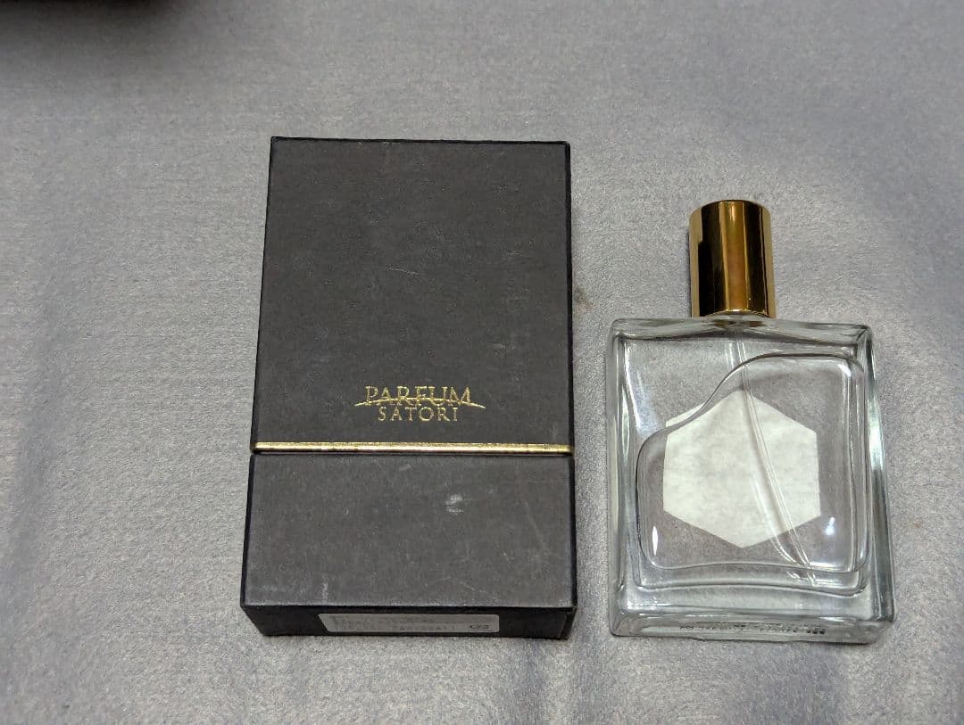希少入手困難パルファンサトリ睡蓮オードパルファン50ml