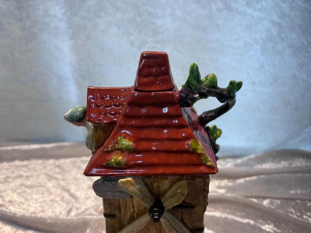 ティーウォーマー　陶磁器　風車の家