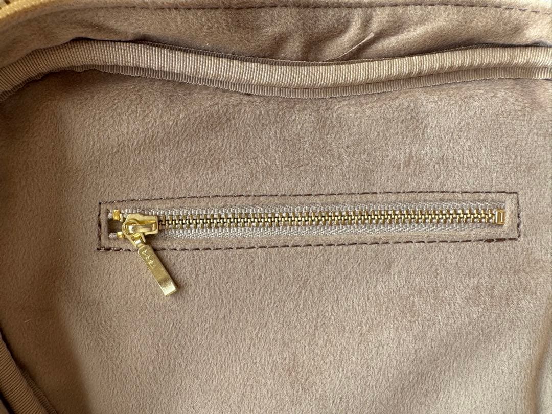 ch!iiibag レザーハートショルダー オフホワイト　チーバッグ