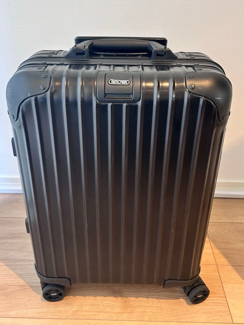 リモワ rimowa トパーズ　ステルス アルミニウム キャリーケース ブラック