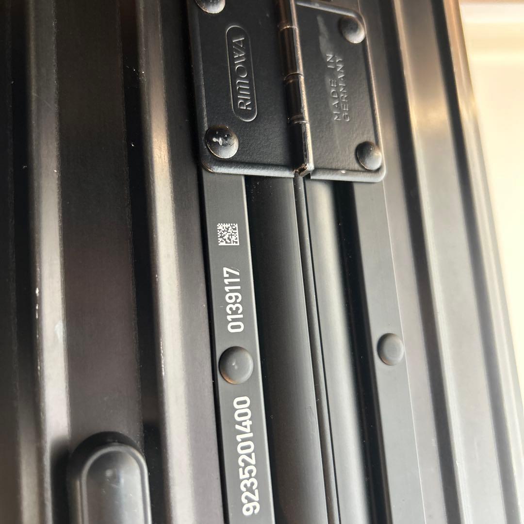リモワ rimowa トパーズ　ステルス アルミニウム キャリーケース ブラック