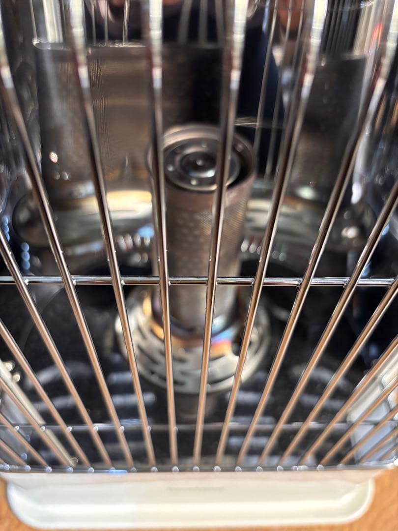 iwatani カセットガスストーブ　デカ暖　ホワイト