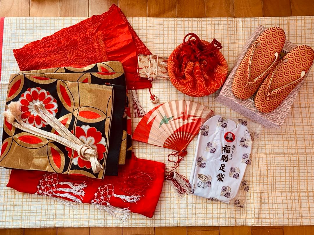 七五三　7歳の女の子のお振袖コーディネート　ハーフ成人式や卒業式にも　色無地