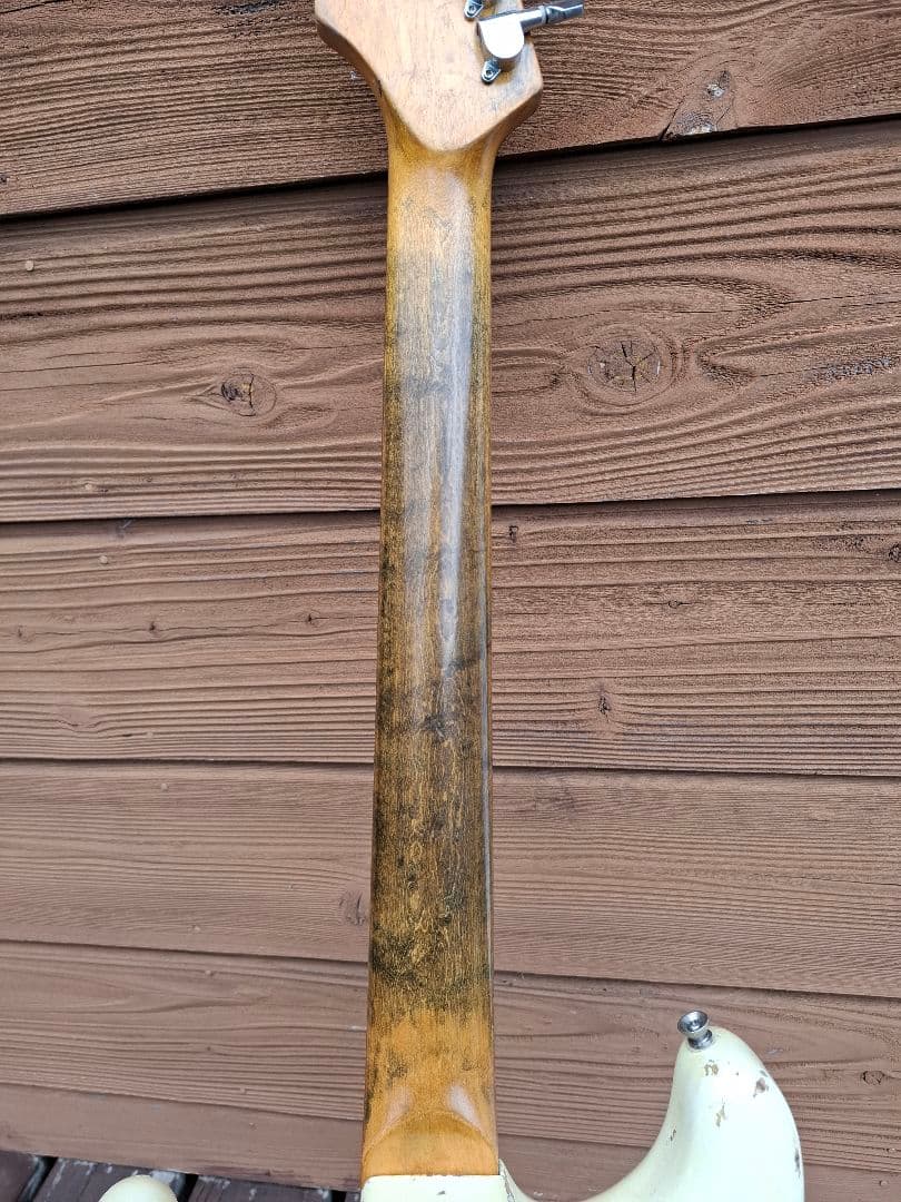 レリック ストラトキャスター(ノーブランド)今ならハードケース付き　送料込み