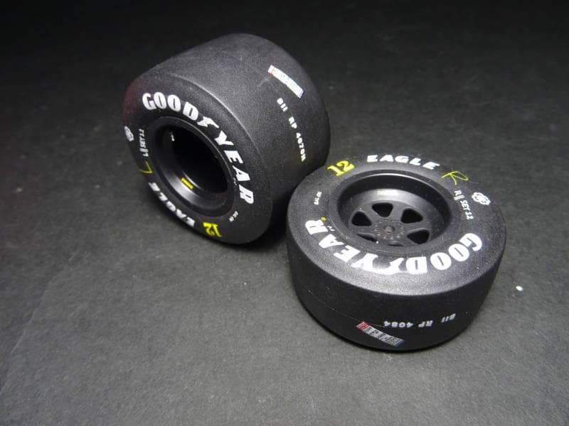 MENG MODEL1/12スケールMcLaren MP4/4 1988