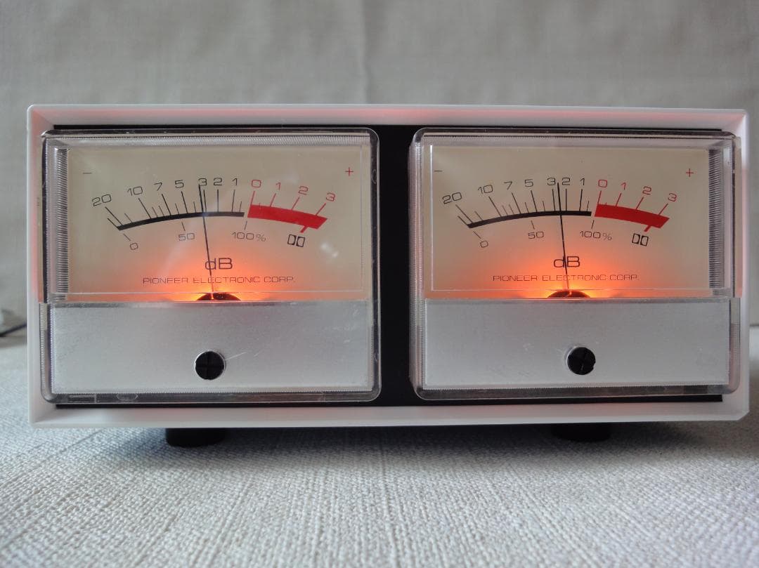 自作ステレオVUメーター203号機（PIONEER大型）