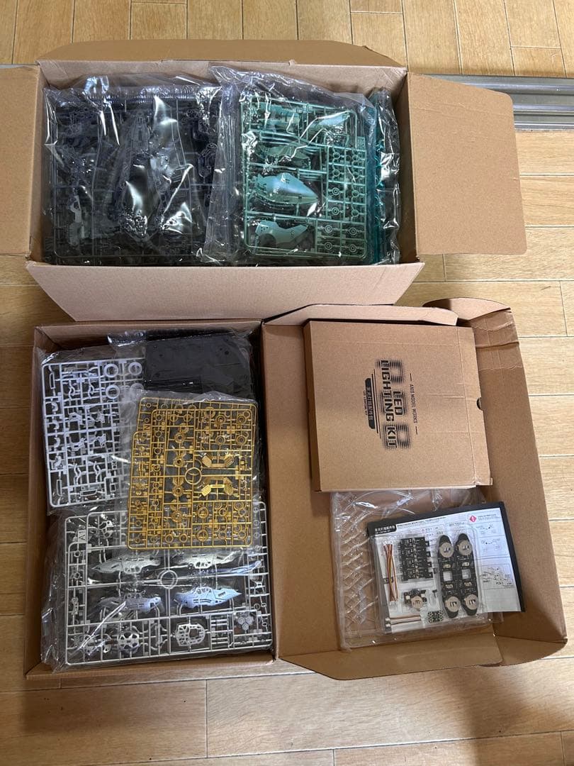 1/100 オシリスの翼　クシャトリヤ似 LED発光ユニット付属 MGEX同等