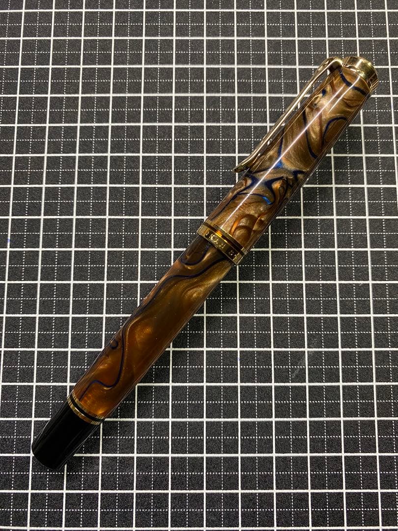 Pelikan Souveran M800 GRAND-PLACE 万年筆
