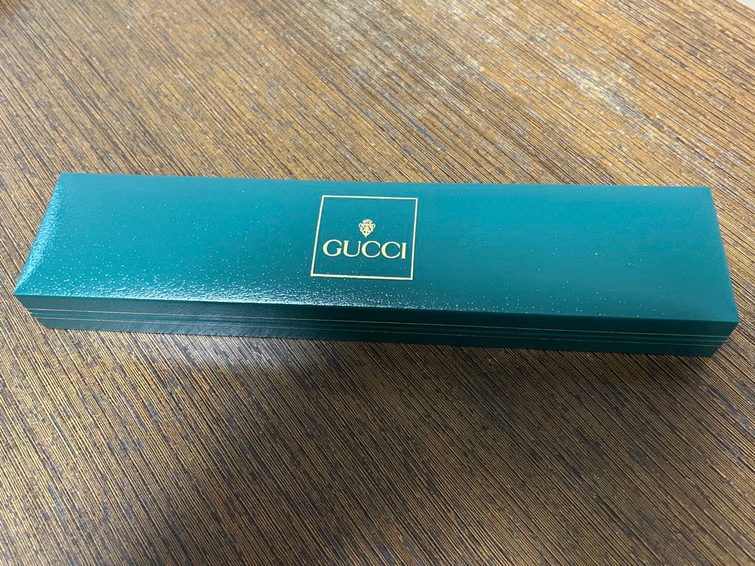 【未使用品】GUCCI革（リザード）ベルトアナログ時計