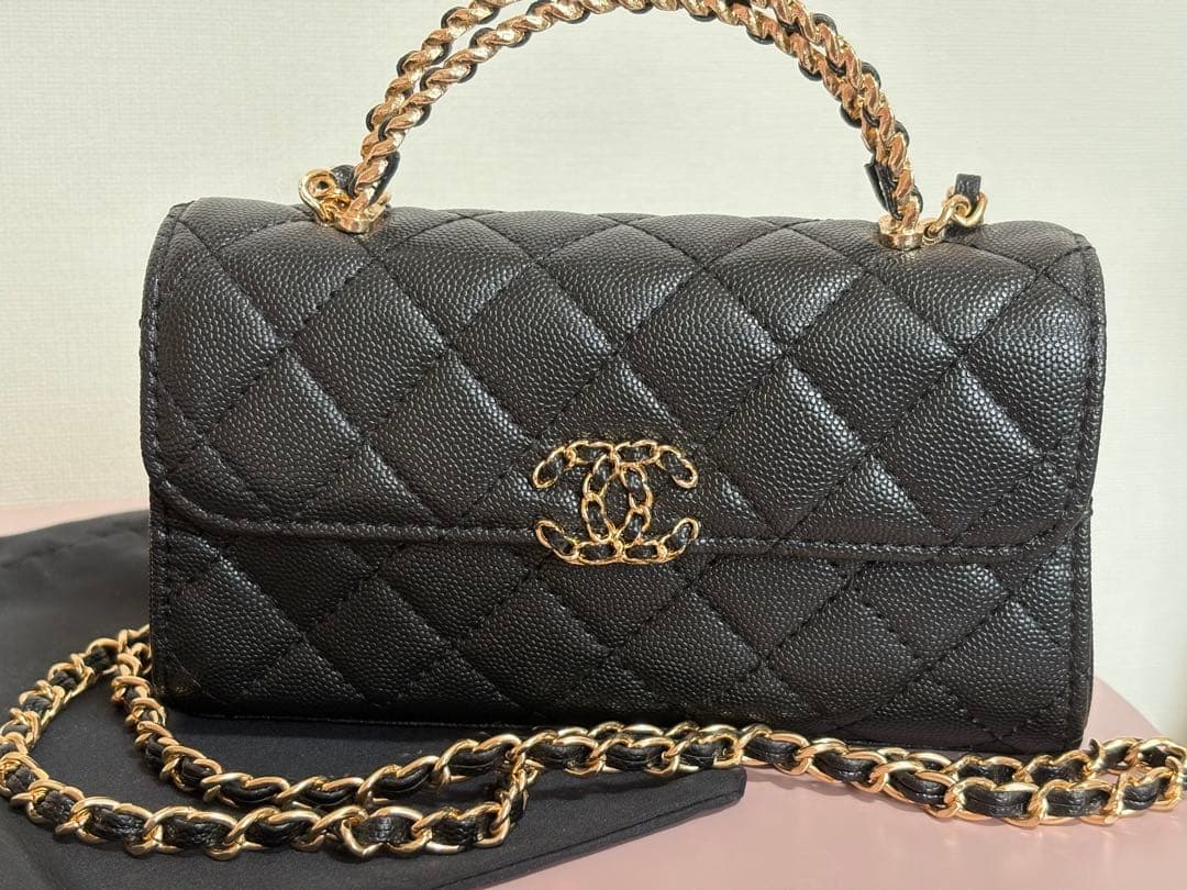 CHANEL ノベルティ マトラッセ　ショルダーバッグ