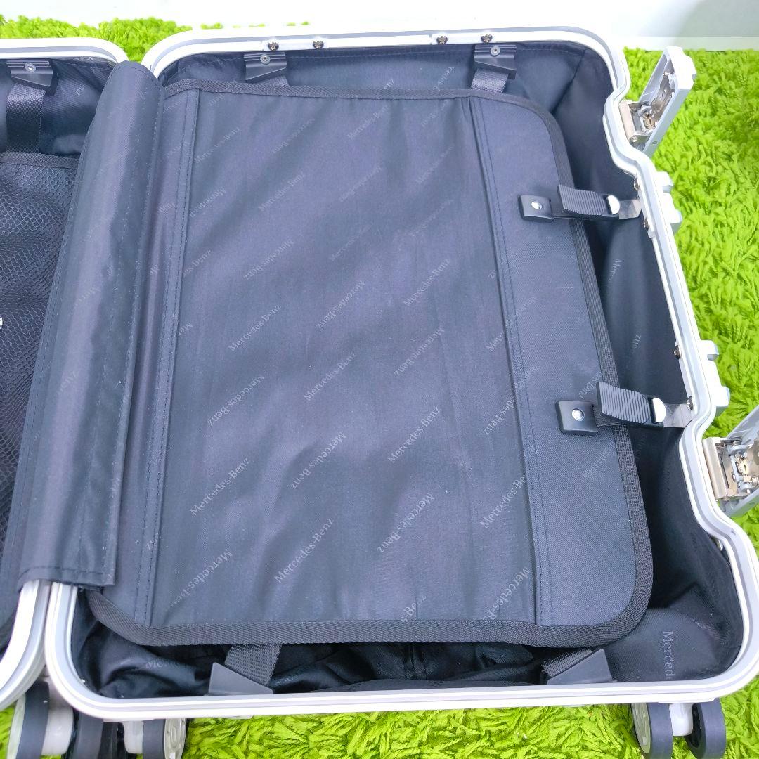 メルセデスベンツ アルミキャリーケース