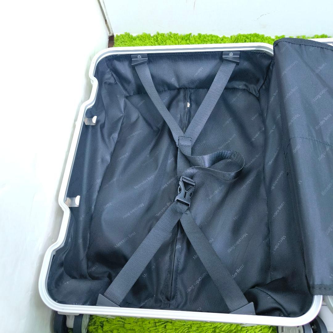 メルセデスベンツ アルミキャリーケース