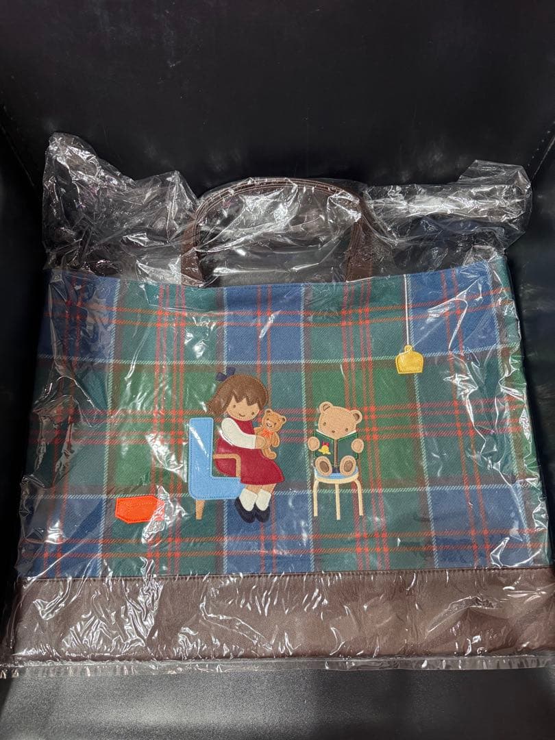 最終価格ファミリア　2023クリスマスコレクション　レッスンバッグ新品未使用