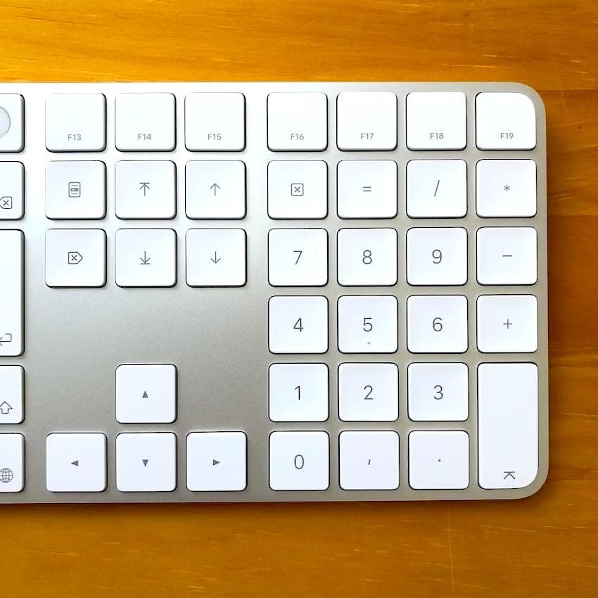 極上優良品｜USB-C｜Touch ID｜Magic Keyboard｜JIS