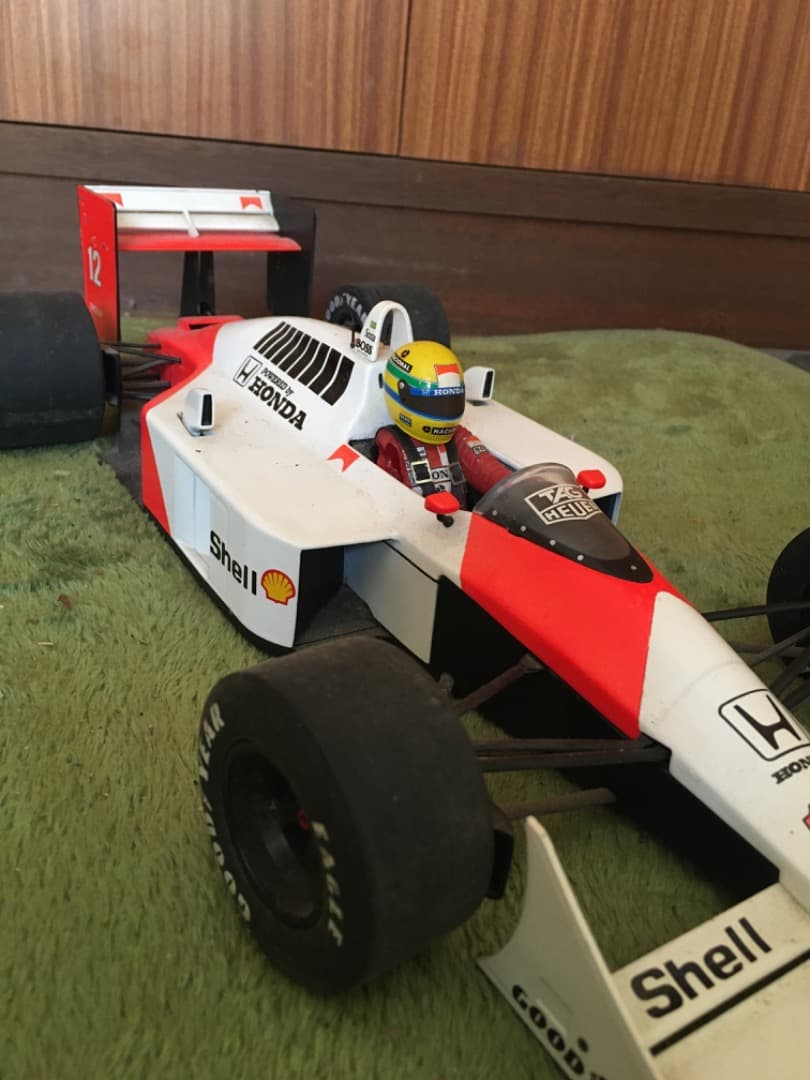 ミニカー MCLAREN MP4/4 HONDA V6 TURBO 1984