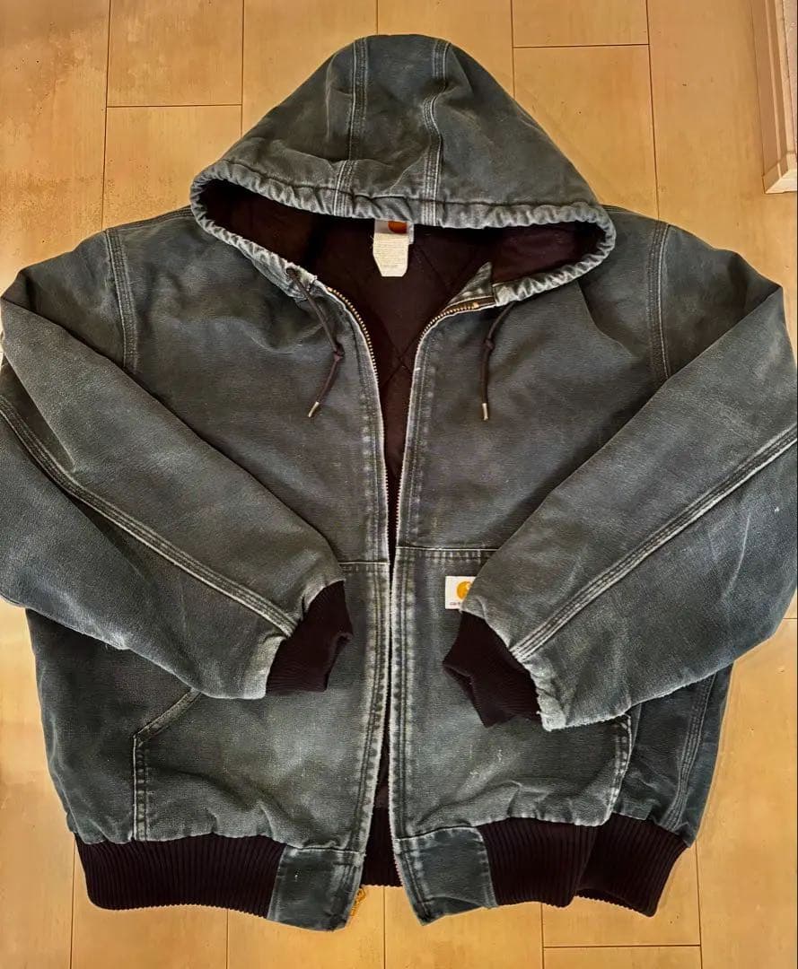 Carharttアクティブジャケット 正月限定値下げ⭐️