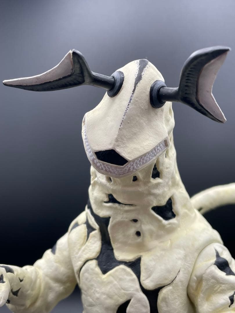 ビリケン　エレキング　ソフビ塗装済完成品 ウルトラセブン