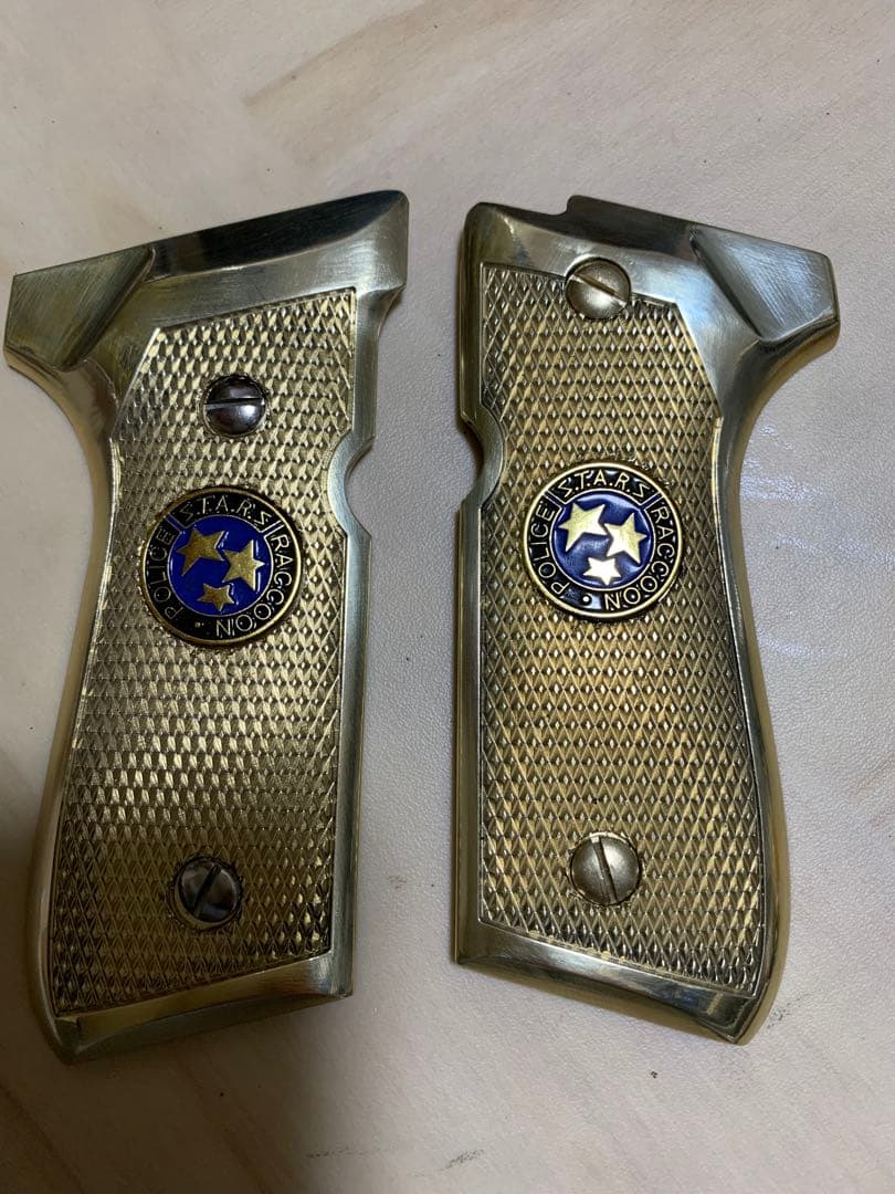 レア物　新品ベレッタ 各社m9用サムライエッジ風　真鍮グリップ