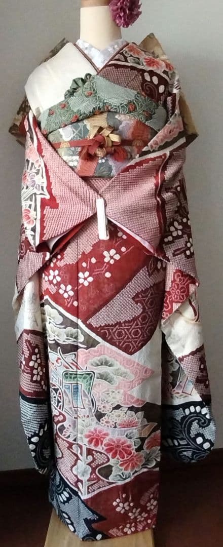 439.極上の総絞り　振袖7点セット 正絹　フルセット　成人式　ダークな苺