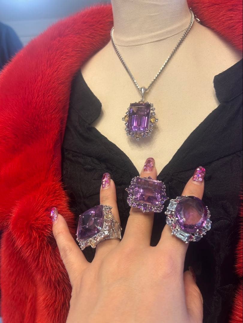 マ*ー様 天然石アメシストスクエア特大サイズ13号