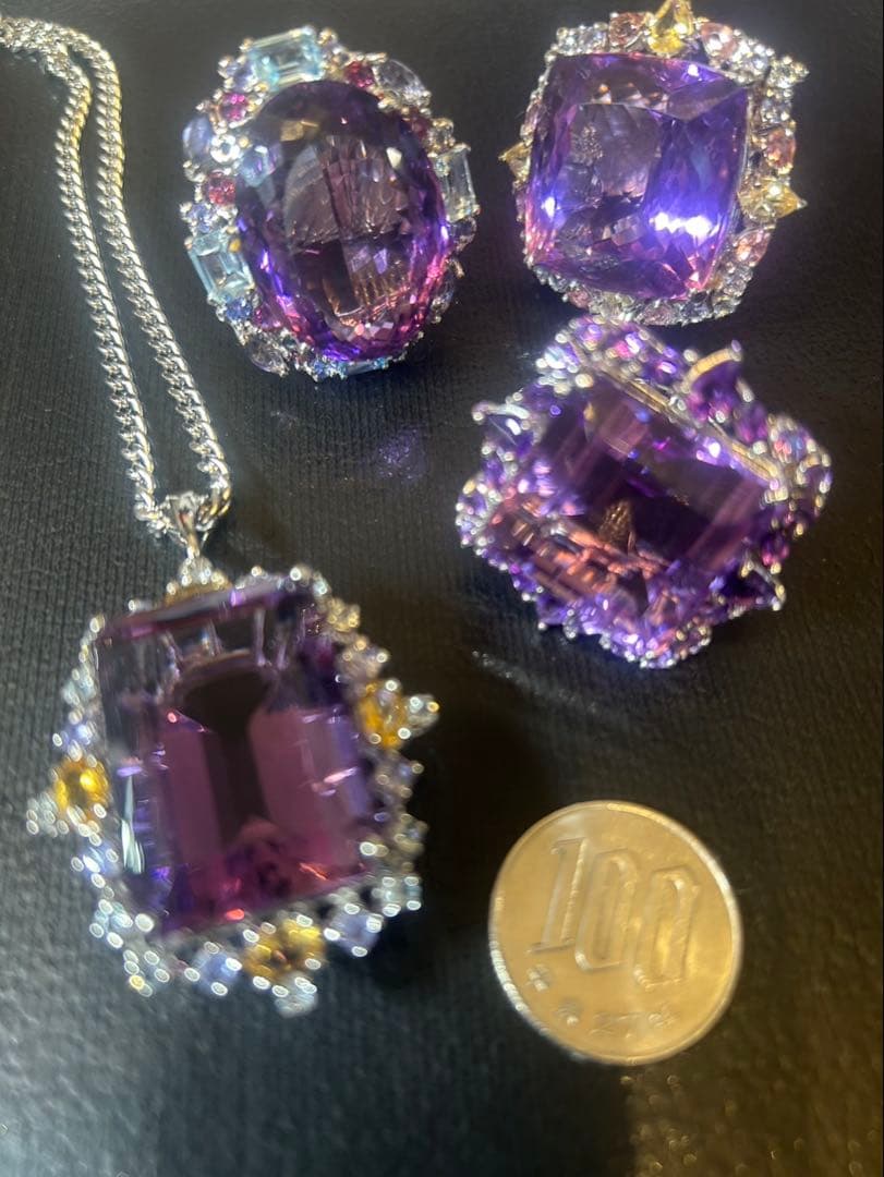 マ*ー様 天然石アメシストスクエア特大サイズ13号