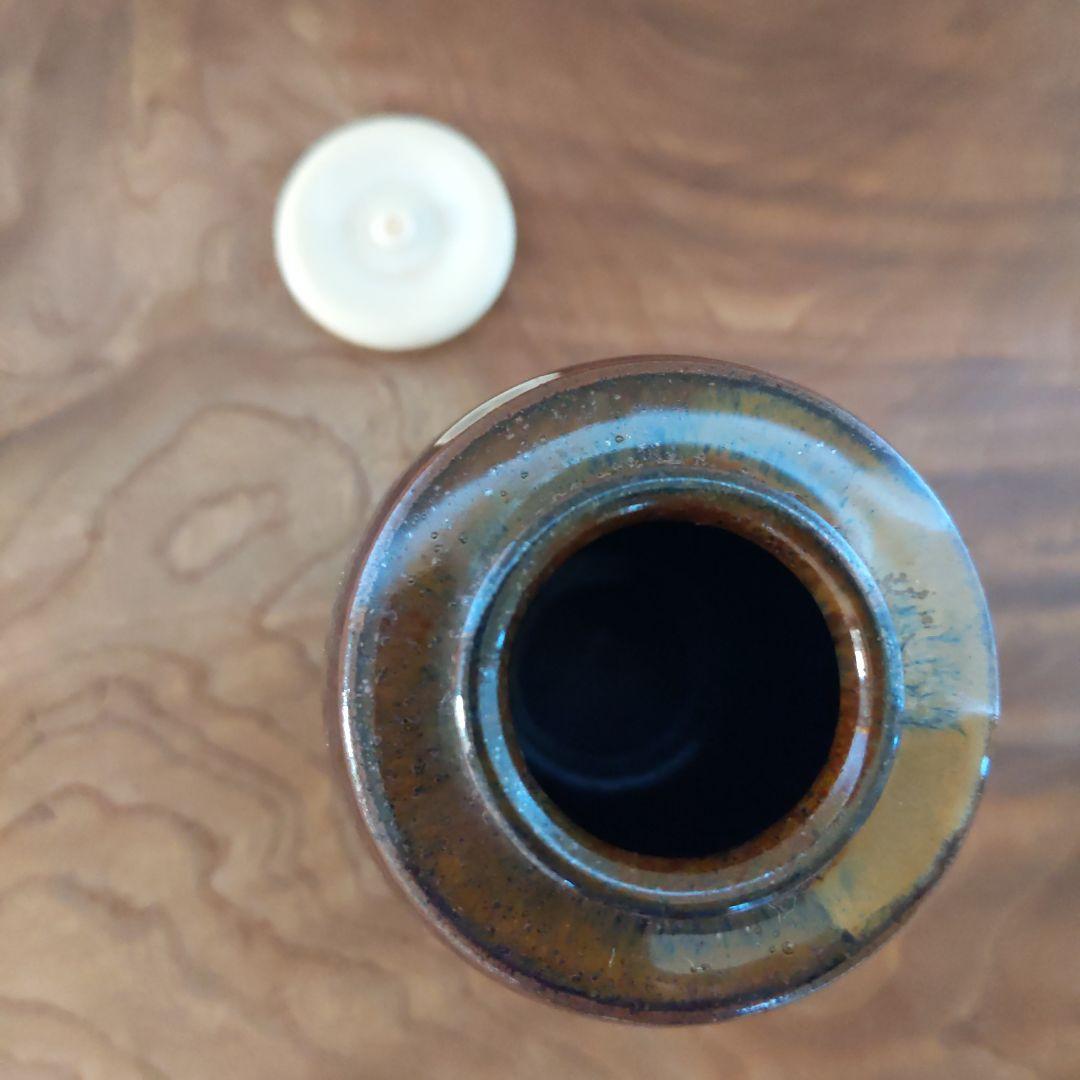 茶道具　高取焼　茶入　鬼丸雪山　作　貞家緞子　和久田丸紋　表千家　【匿名配送】