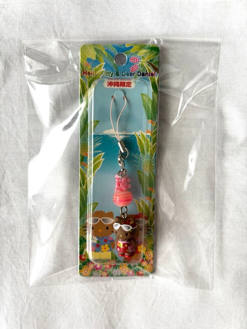 レア　Sanrio ハローキティ　ご当地キティ日焼けキティ　限定　ストラップ