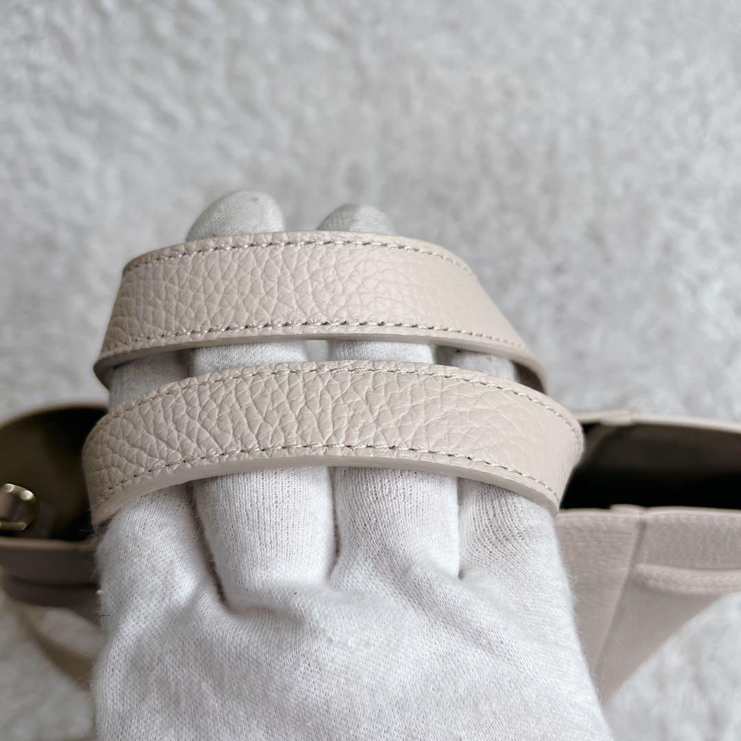 未使用級 フルラ ネット 現行 2way ベ－ジュ ハンドバッグ ミニ レザー