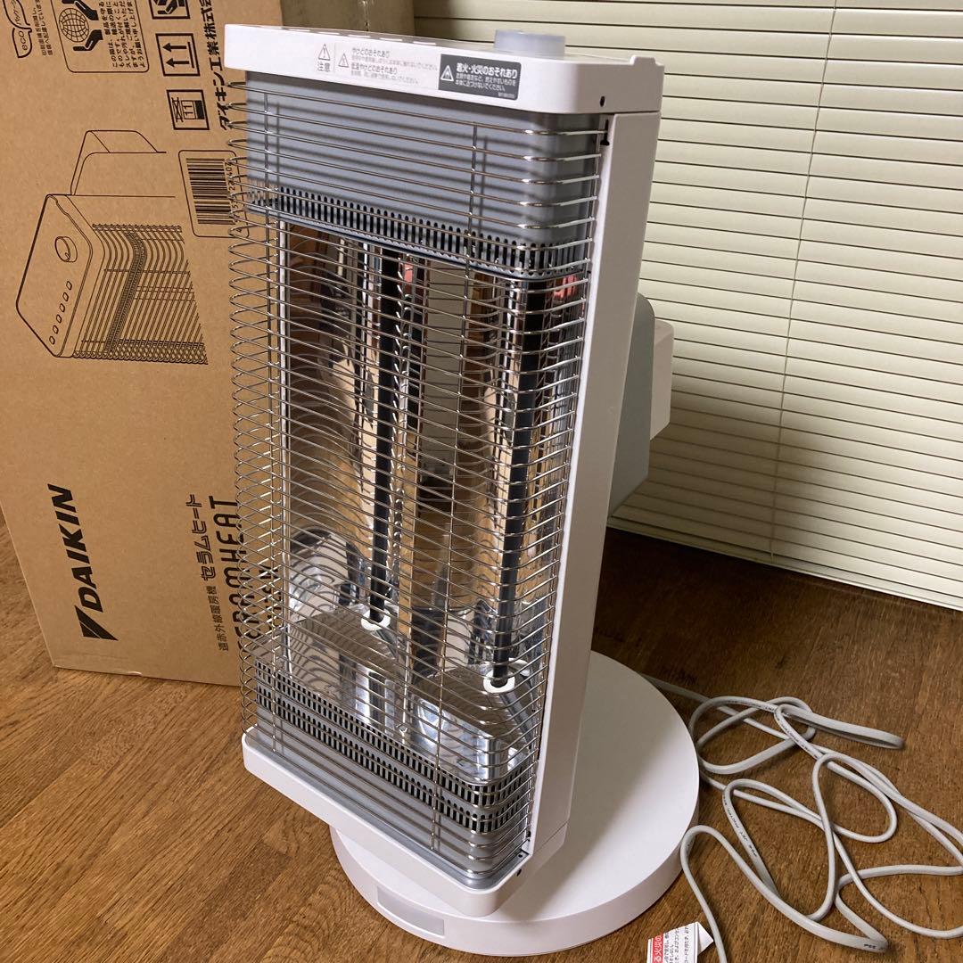 む*む様 DAIKIN 遠赤外線暖房機 セラムヒート ERFT11ZS-W 20